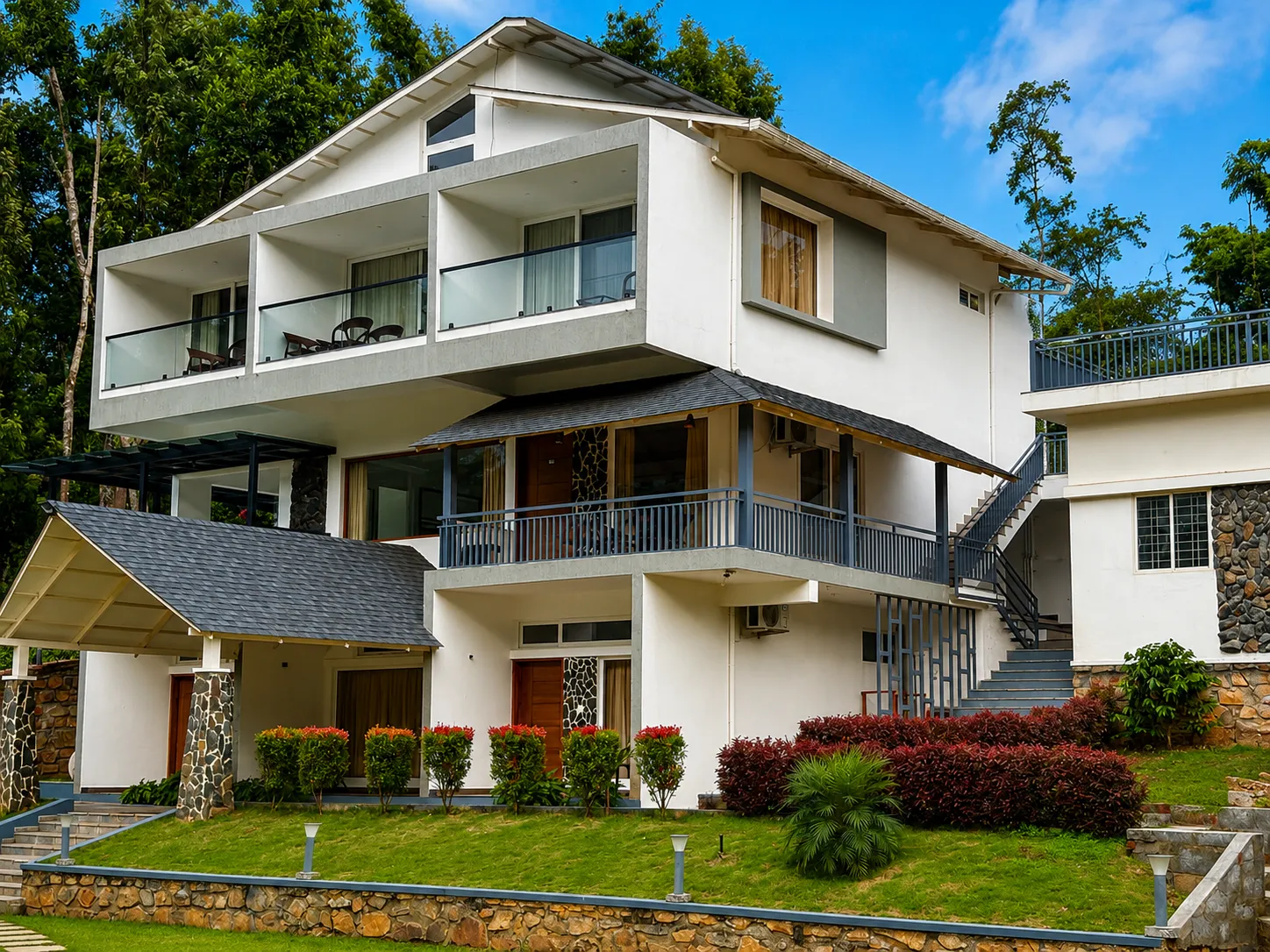 Exterior 7